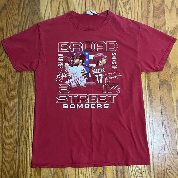 Bryce Harper Rhys Hoskins Philadelphia Phillies MLB Graphic T Shirt Medium - Picture 1 of 6